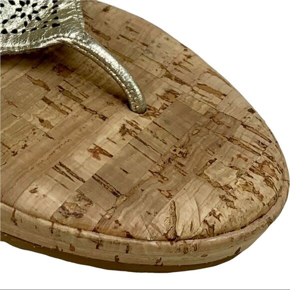 Eric Javits Gold Leather with Cutouts Cork Wedge Thong Sandals 10 NARROW - Picture 11 of 11